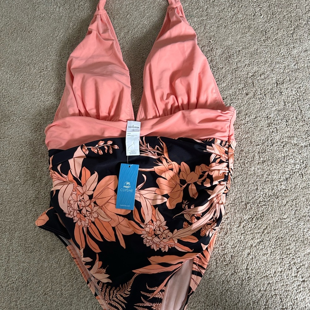 Cupshe Peach and Black Floral One Piece Swimsuit
